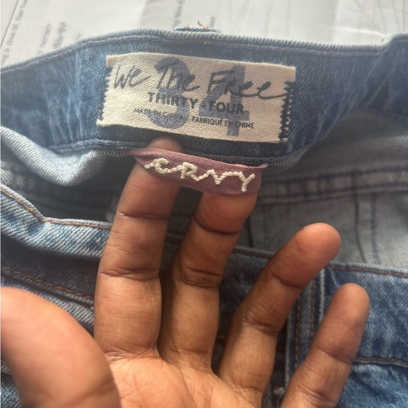 We The Free CRVY High Rise Button Fly Jeans 34 Distressed Raw Hem straight leg - Picture 5 of 6